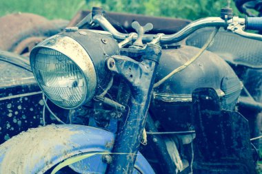 Eski Sovyetler bir beşik ile motosiklet. Eski bir moto tekniği.