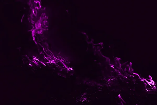 Llama Violeta Fuego Quemadura Paja Arroz Por Noche — Foto de Stock
