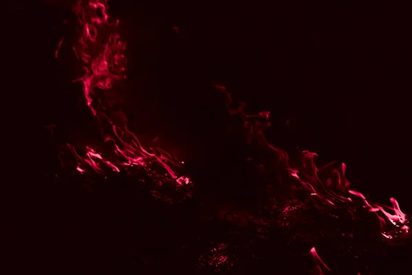 Φωτιά Κάψιμο Του Ρυζιού Άχυρο Νύχτα Σκούρα Κόκκινη Φλόγα — Φωτογραφία Αρχείου