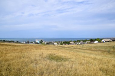 Kazak Köyü - bir müze Ataman manzaraya. köy ve tepe yükseklikleri deniz manzarası.