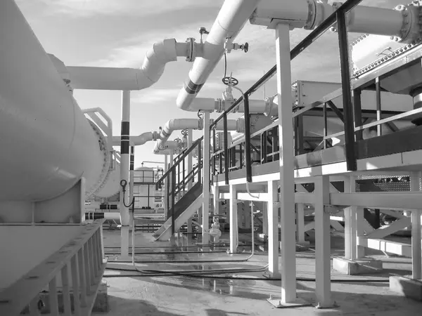 Värmeväxlare Ett Raffinaderi Utrustning För Oljeraffinering Uppvärmd Bensin Luftkylare — Stockfoto