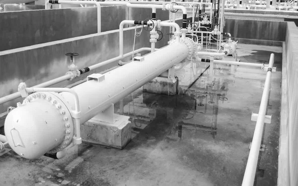 Värmeväxlare Ett Raffinaderi Utrustning För Raffinering — Stockfoto