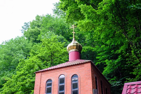 Chiesa ortodossa nel villaggio di Holy Pen. Attrazioni del territorio di Krasnodar . — Foto Stock