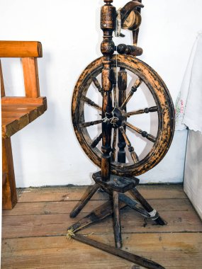 Antik kadın 20 göz kapağı başında. St iplik