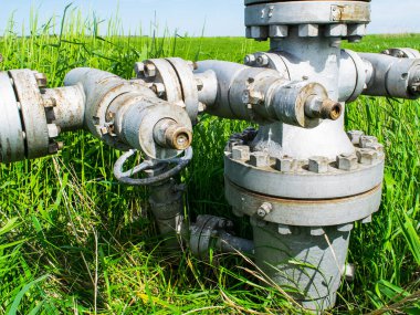 Downhole ekipman flanşlar