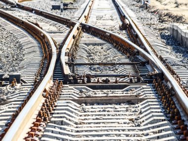 Demiryolu tren istasyonunda