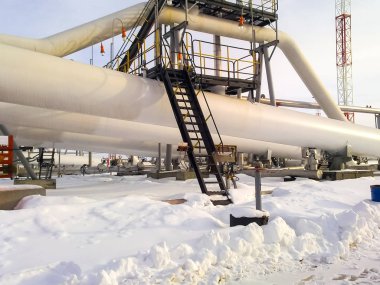 Son aşama bölücü borulu. Su ayırmak için donatım