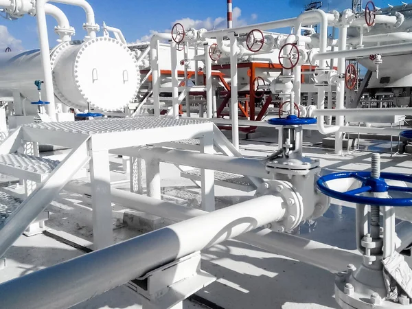 A área de equipamentos para resfriar o produto petrolífero — Fotografia de Stock