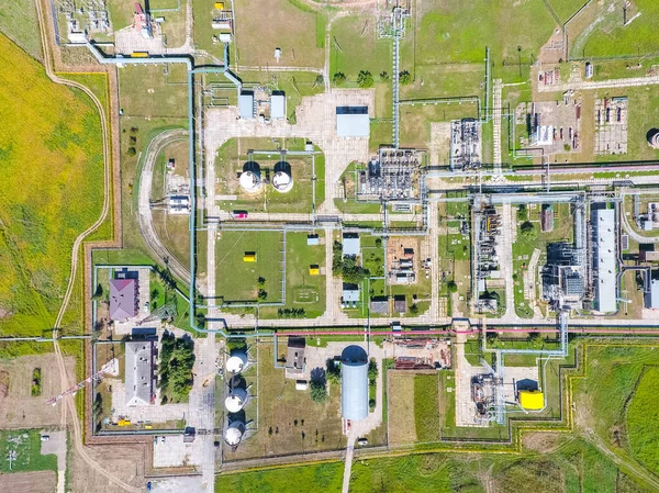 Separación y deshidratación de la estación de aerofotografía de aceite y — Foto de Stock