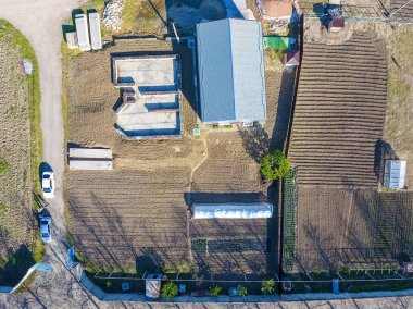 Binalar site. Hangar oluklu metal profilden. İnci