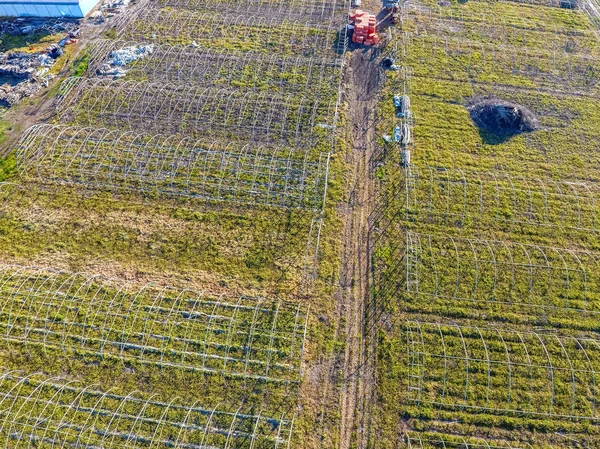 Ramverk av växthus, uppifrån. Byggande av växthus — Stockfoto