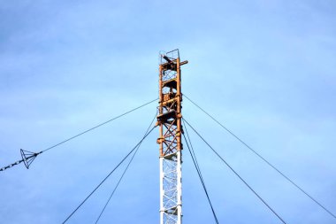 Radyo dalgaları iletimi için hava platformları