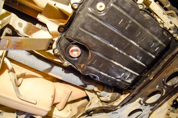 Automatic transmission. View from the bottom of the pit. Car ser — Stock Photo, Image