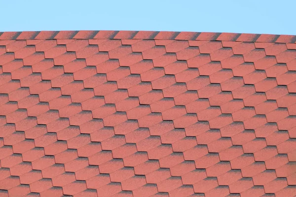Декоративна металева плитка на даху — стокове фото