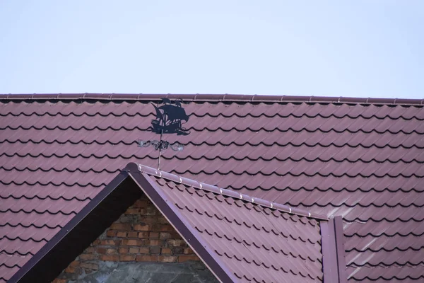 Taket av korrugerad plåt — Stockfoto