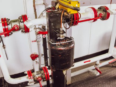 Ölçüm bir sitede ticari petrol örnekleme için bir kapsayıcı. Yağ ile bir zaman aralığı örnekleme yöntemi dağıtımı.