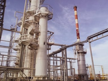 Damıtma sütunları ve Isıtma fırını