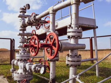 Kapama vanaları yüksek basınçlı ekipman akışı. Petrol donanımı