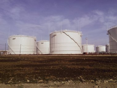 Petrol ürünleri depolama tankları