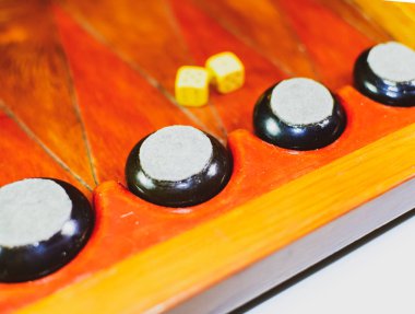 Tavla. Tavla el yapımı.