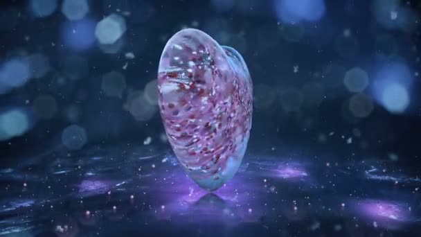 모션 배경 루프 안에 화려한 꽃잎을 가진 파란 얼음 유리 심장 회전 — 비디오