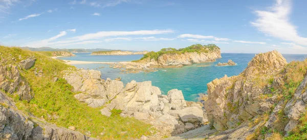 Gökyüzü ve dalgalar deniz manzara