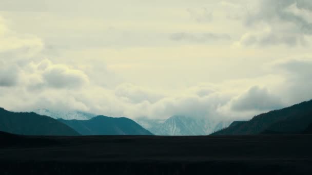 Grandes montagnes de l'Altaï, Mongolie . — Video