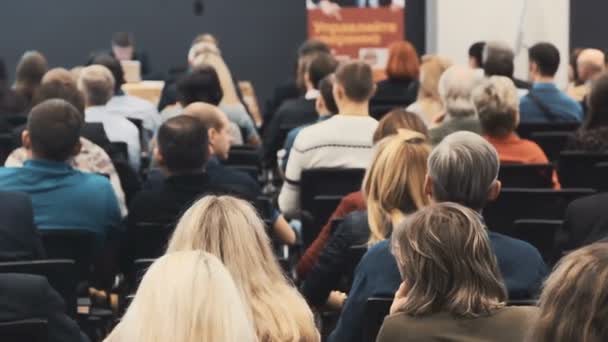 Концепция проведения семинаров для деловых людей — стоковое видео