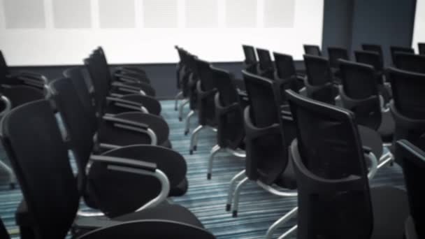 Sillas o sillas gratuitas en la sala de conferencias — Vídeos de Stock