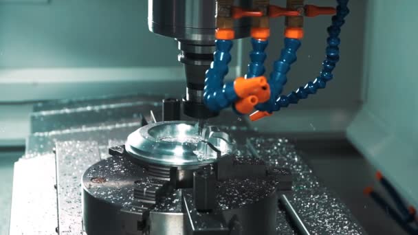 Fresadora CNC de metalurgia . — Vídeo de stock