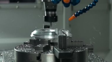 Metal işleme Cnc freze makinesi.