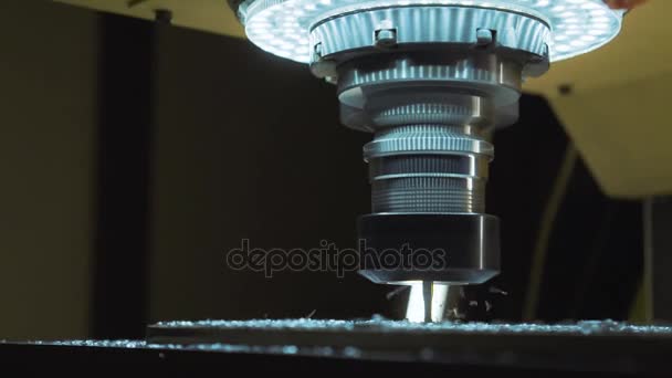 金属加工数控铣床.金属切割现代加工技术. — 图库视频影像