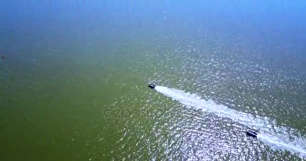 Havadan görünümü. Motorbot yarış — Stok video