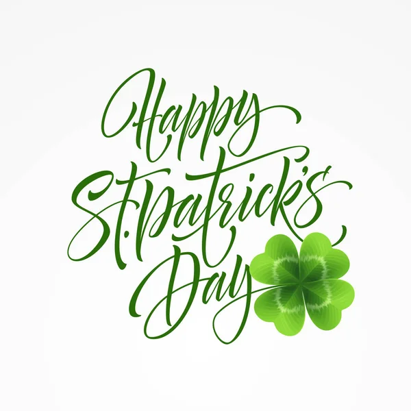 Happy Saint Patricks Day groeten belettering op klaverblaadjes blad achtergrond. Vectorillustratie — Stockvector