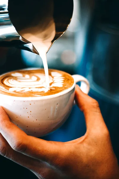 nasıl kahve latte sanat yapmak