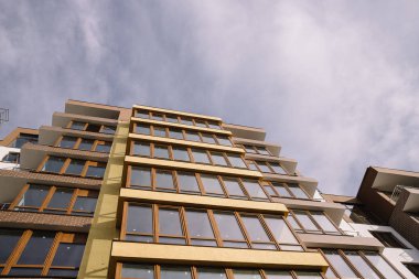 Gökdelen Tertemiz 'in Güzel Soyut Yapı Süreci. Büyüyen İnşaatın Döngülü 3d Animasyonu Betonla Modern Bina