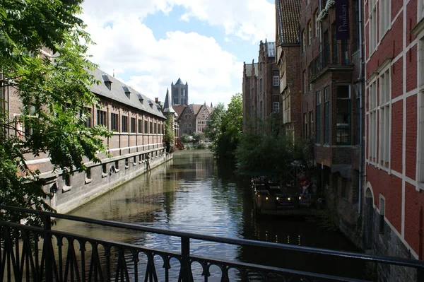 Гент, столица провинции Восточная Фландрия во фламандском регионе — стоковое фото