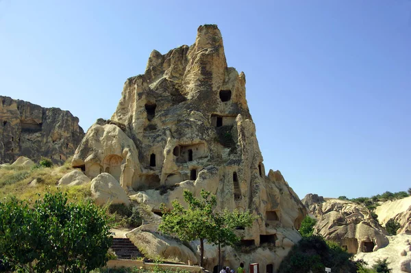 Kőfaragott házak, Galamb-völgy, Uchisar, Cappadocia, Törökország — Stock Fotó