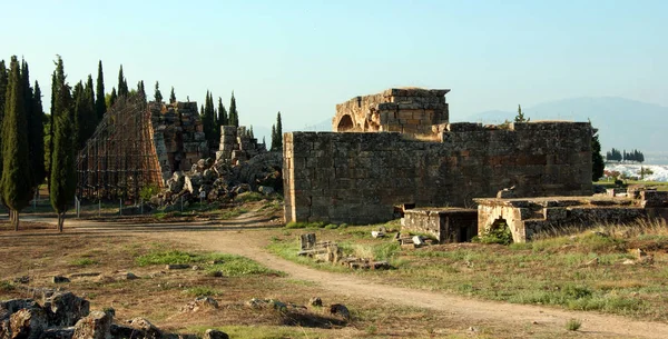 Hierapolis, ókori hellén város, ma romokban, található a jelenlegi pamukkale — Stock Fotó