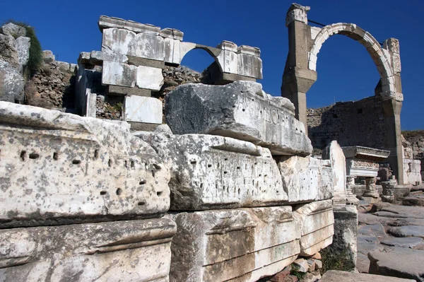 Ephesus ősi városa, a mai pulyka nyugati részén. — Stock Fotó