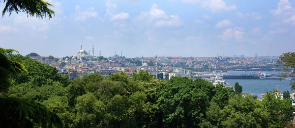 Istambul, historicamente conhecida como Bizâncio e depois constantinopla — Fotografia de Stock