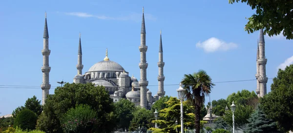Isztambuli Kék mecset, építette Ahmed I szultán — Stock Fotó