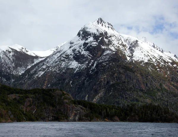 Okolí Bariloche. Národní park Nahuel Huapi. — Stock fotografie