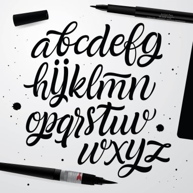 elle çizilmiş grunge alfabesi 