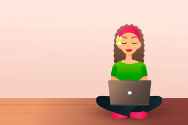 Şirin yaratıcı kız ahşap zeminde oturur ve dizüstü bilgisayarla çalışır. Not defteri kullanan güzel bir çizgi film kızı. Kadın blog yazarı konsepti. Dizüstü bilgisayarda çalışan düz bir kadın. İş yeri. Moda günlüğü.