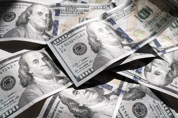 Set of 100 American dollar bills