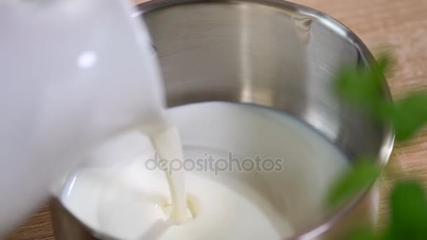Sour Cream Pouring Bowl — Stock Video