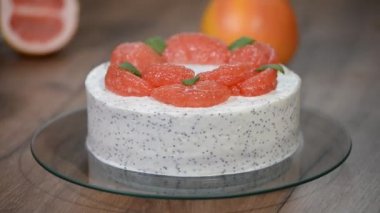 Greyfurt ile ev yapımı kek