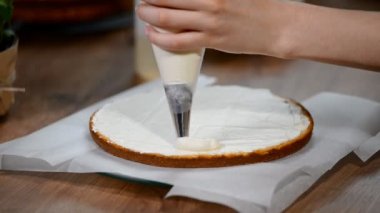 pasta şefi bir şekerci dükkânı bir pasta Süsle