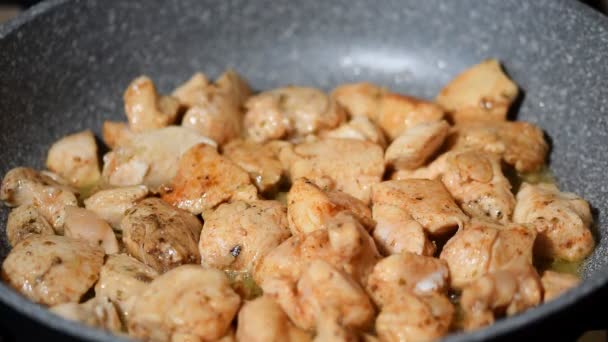 Pezzi Filetto Pollo Fritti Una Padella — Video Stock